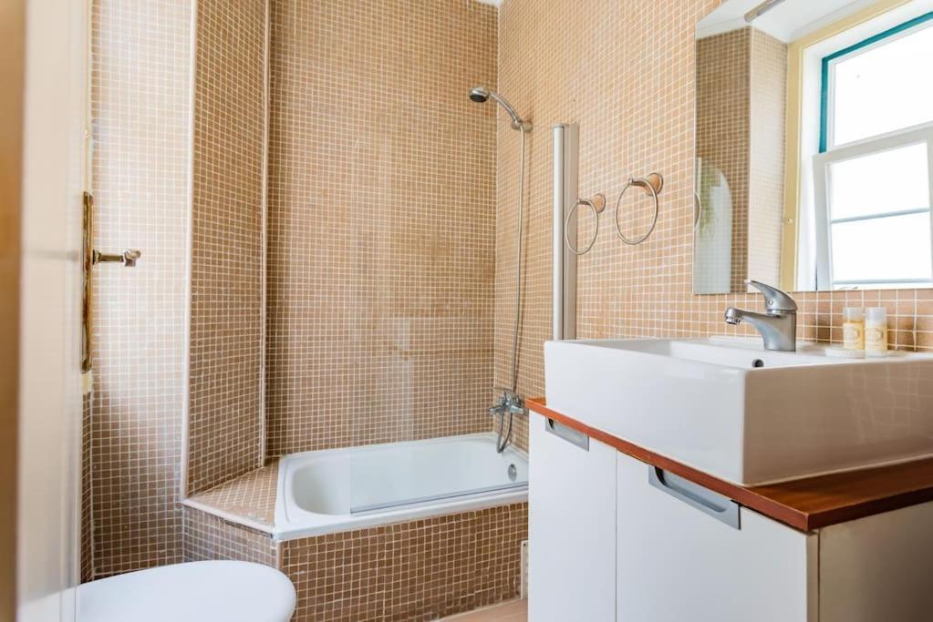 1Br @ Downtown Lisbon Chiado Apartment Exterior foto